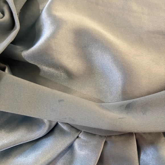 Blue Adjustable Oversized Satin Bonnet- Kitsch - Picture 4 of 10